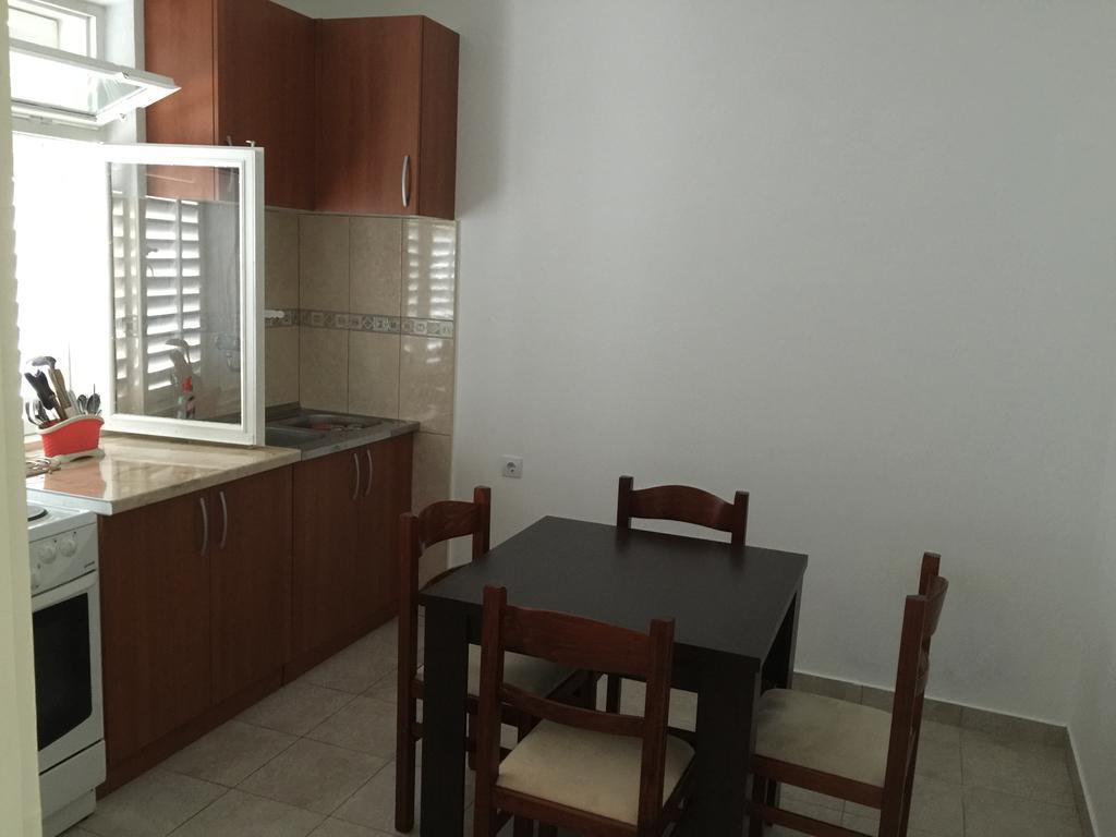 Anita Guest House Tivat Zimmer foto