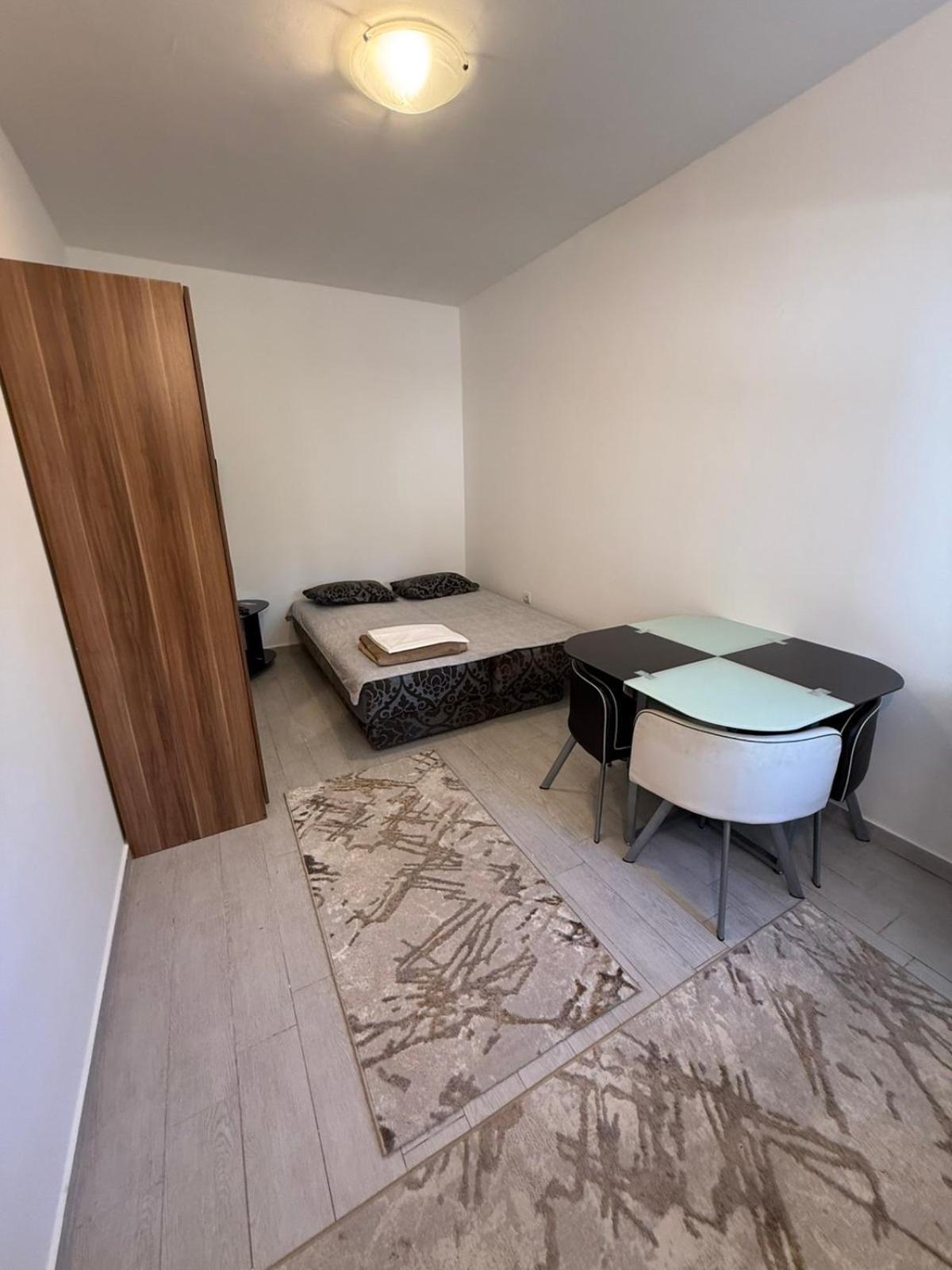 Anita Guest House Tivat Exterior foto
