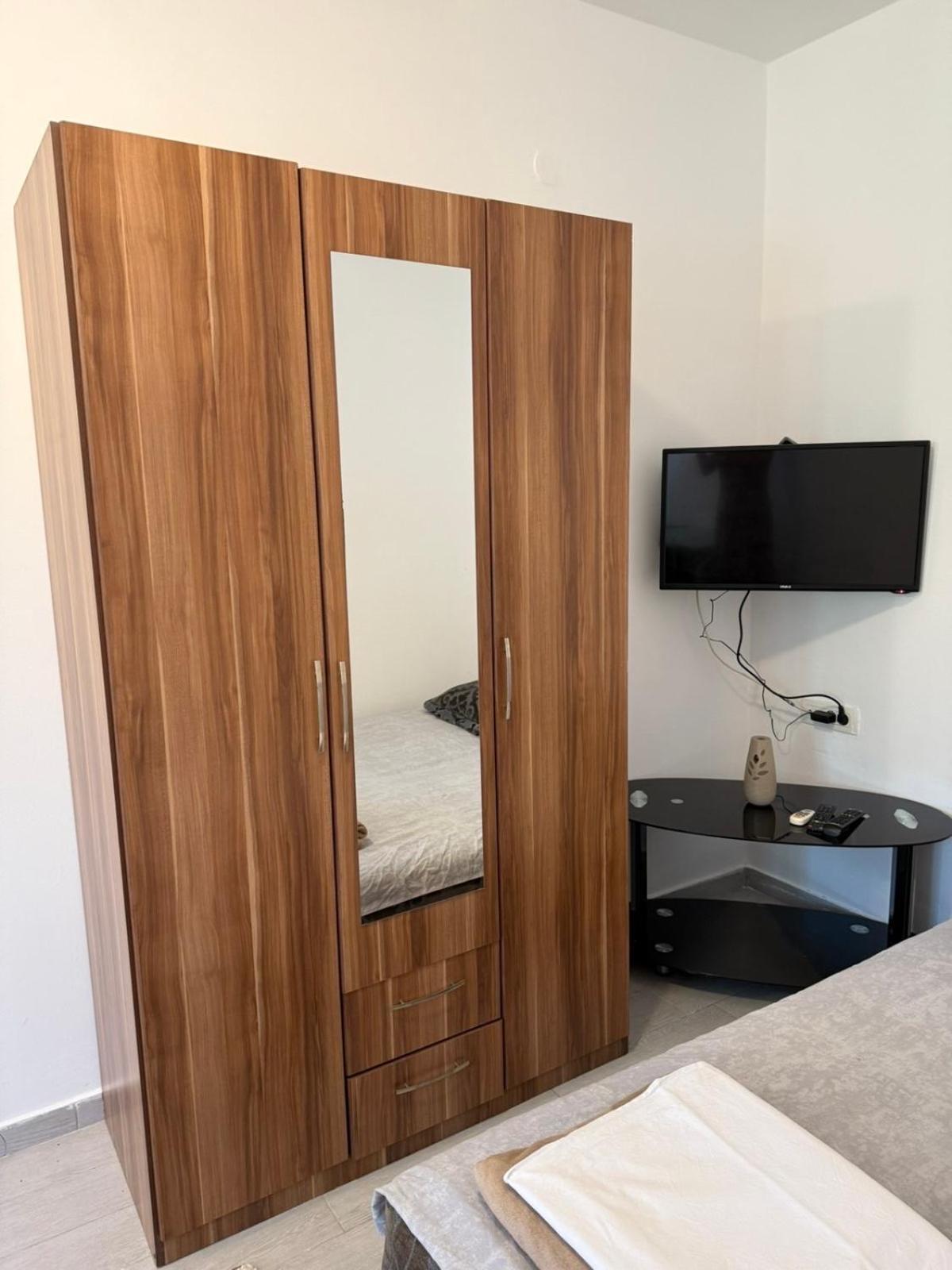 Anita Guest House Tivat Exterior foto