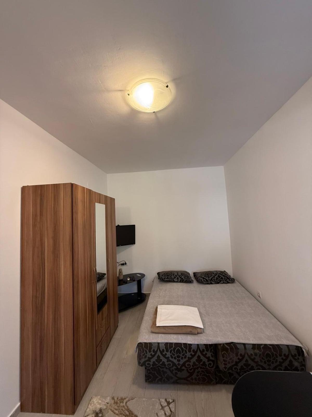 Anita Guest House Tivat Exterior foto